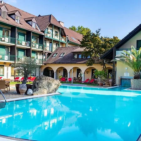 Hotel im Park-3